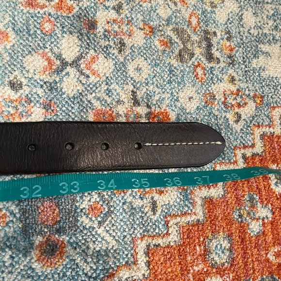 Amanda Smith brown leather belt with stitch detailing and silver buckle - Picture 4 of 8